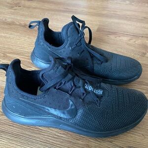 Nike Free Runs Size 7.5 Gently Used